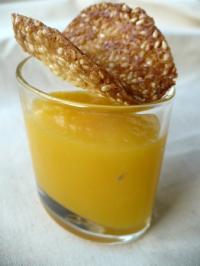 Crème de Mangue et sa Tuile de Sésame à l\'Orange