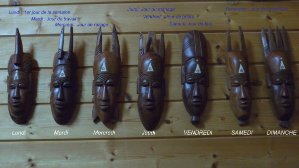 masque africain semainier