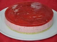 Bavarois aux Fraise sur Gnoise  la Pistache