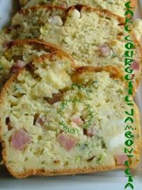 Cake Ultra Moelleux aux Courgettes, Jambon et Feta