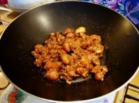 Nouilles Chinoises Sautes au Poulet et au Curry