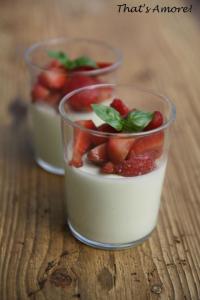 Panna Cotta Fraises et Basilic