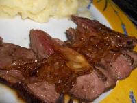 Magrets de Canard et sa Compote d\'chalotes au Vinaigre de Framboises