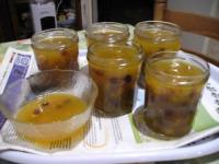 Confiture de courgettes, abricots et raisins secs