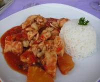 Poulet  l\'ananas sauce aigre-douce