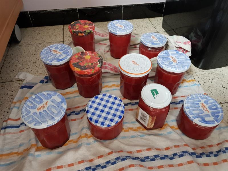 Premire confiture des fraises 