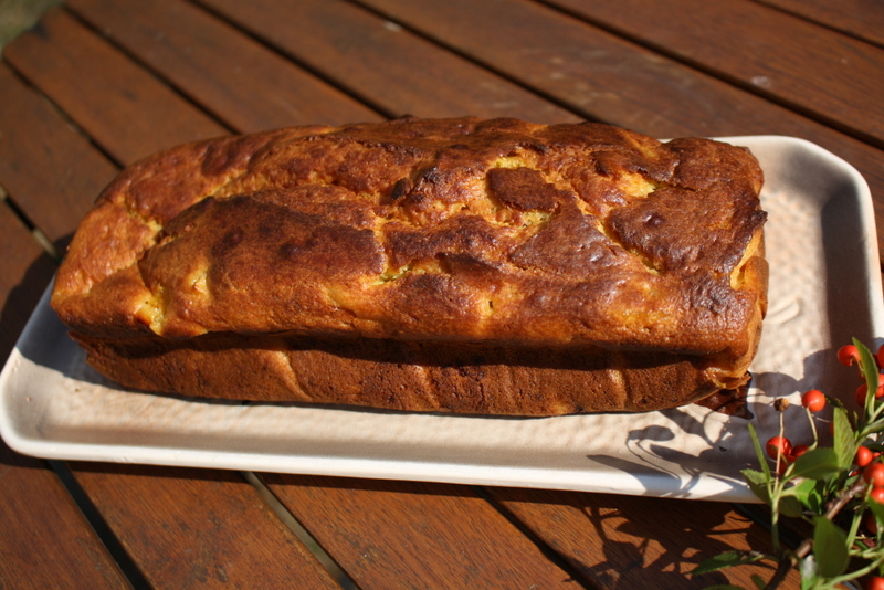 Cake aux mirabelles et chocolat blanc.