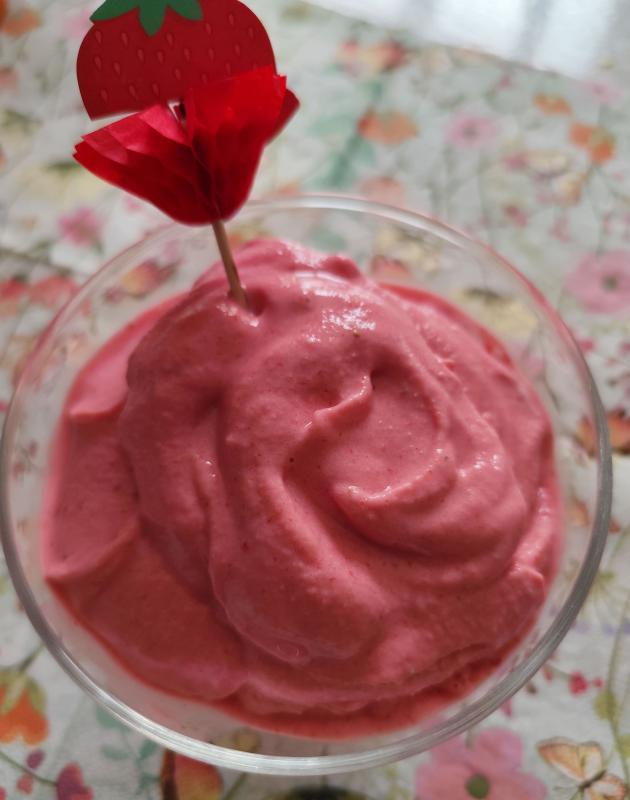 Glace aux fraises onctueuse sans sorbeti�re 