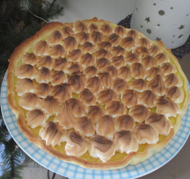 Tarte citron et noix de coco meringue.