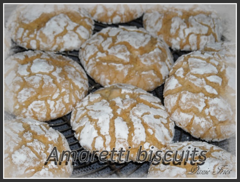 AMARETTI BISCUITS