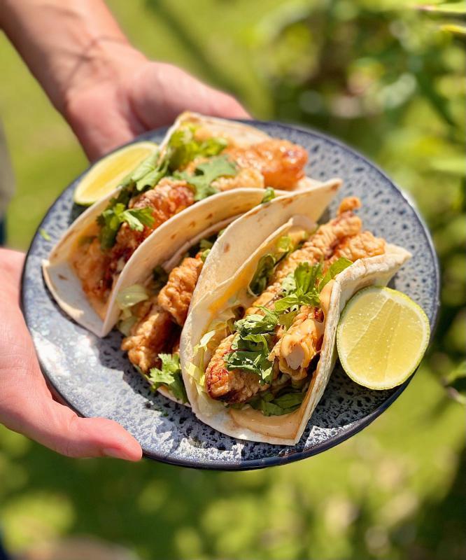 On voyage ce soir sur M6 avec mes Tacos de poulet  la corenne, mayo fume 