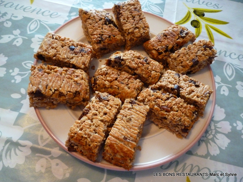 ATELIER CUISINE-Barres de crales au muesli et aux dattes