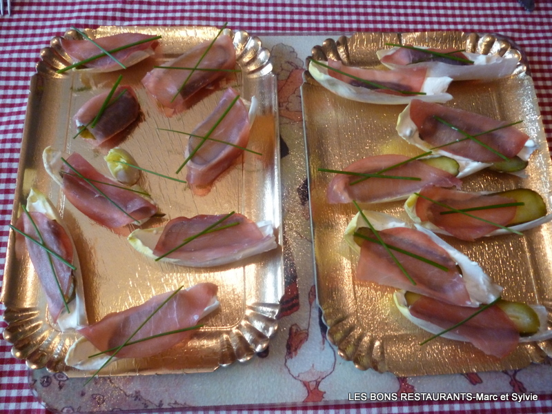 BARQUETTES D\'ENDIVES BACON ET RICOTTA