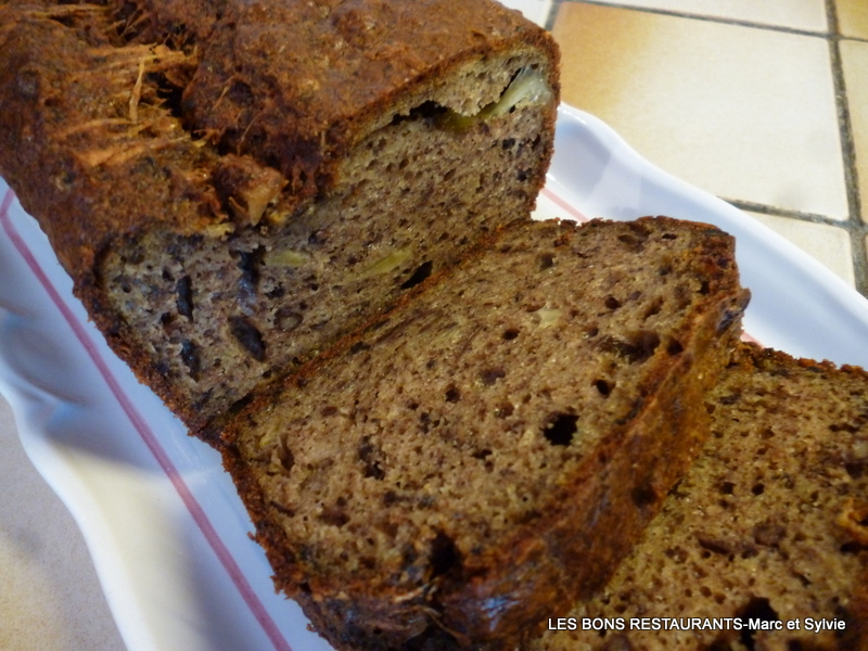 CAKE AU BOUDIN NOIR ET AUX POMMES