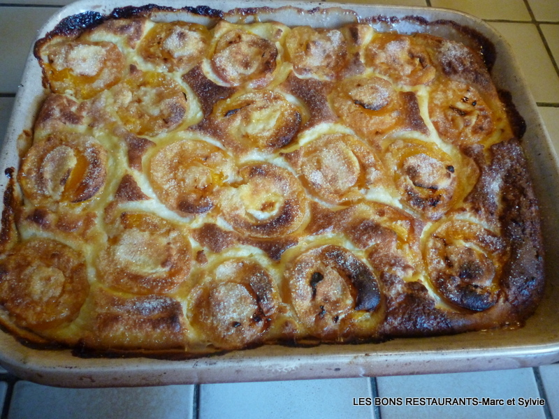 CLAFOUTIS AUX ABRICOTS