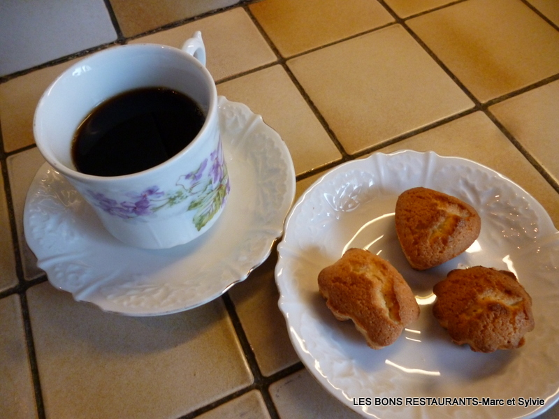 FINANCIERS AUX AMANDES