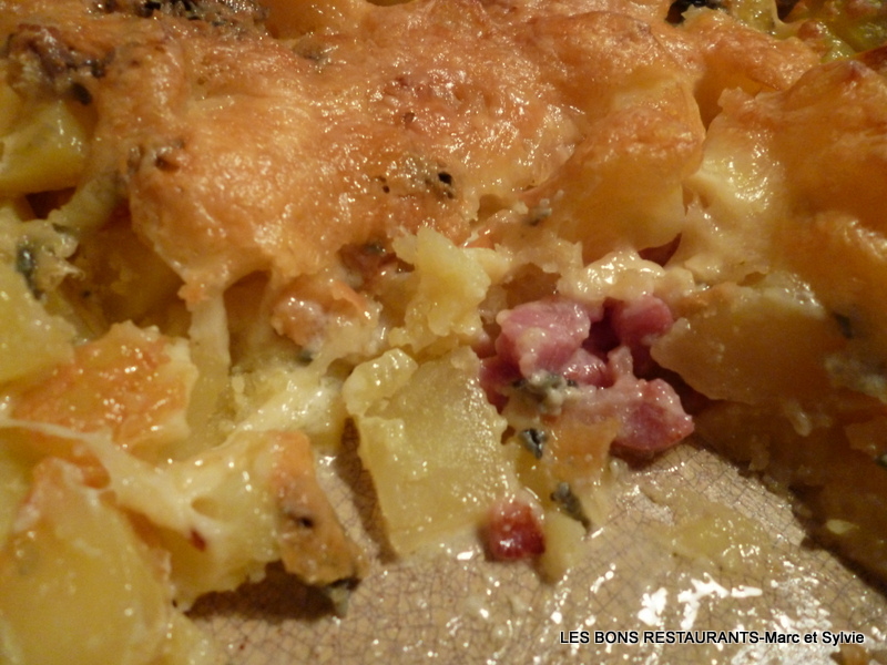 GRATIN DE POMMES DE TERRE AU SAINT-AGUR