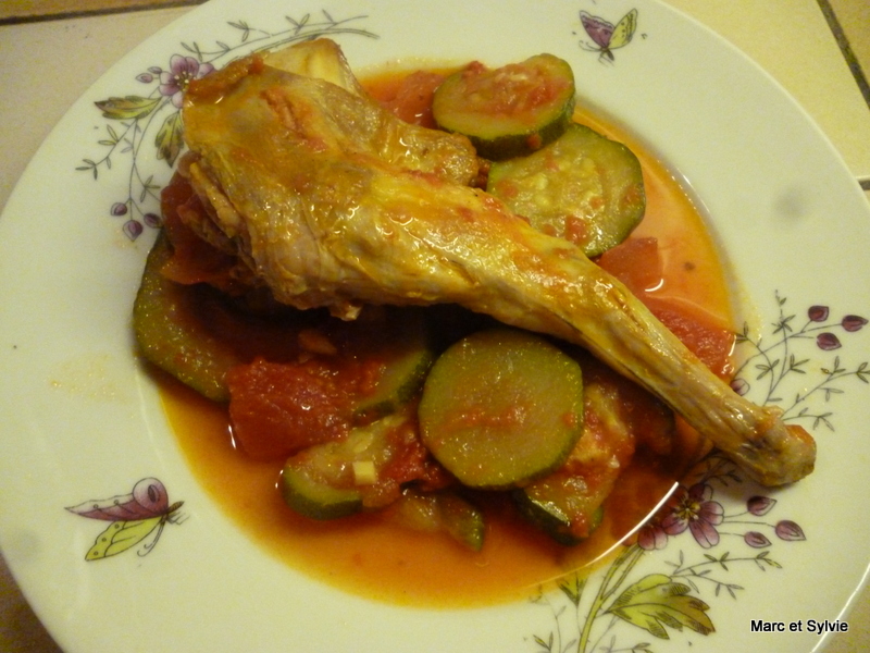 LAPIN AUX COURGETTES ET AUX TOMATES