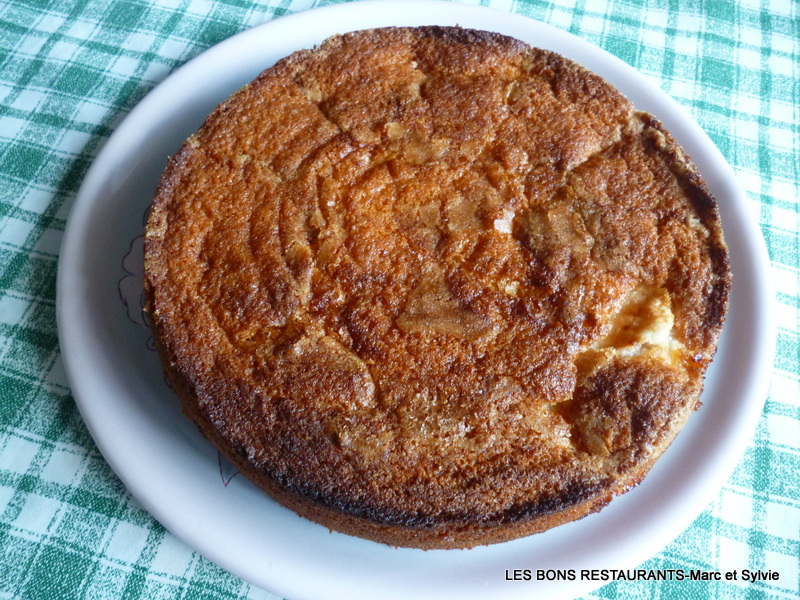 LE QUATRE-QUARTS AUX POMMES ET AU CALVADOS