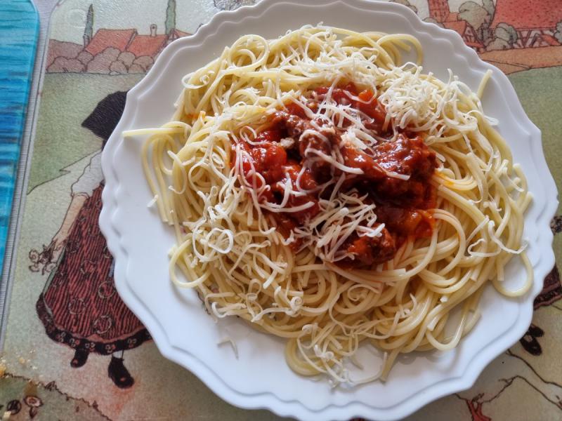 Mijot� de viande hach�e sauce aux poivrons fa�on Cyril Lignac