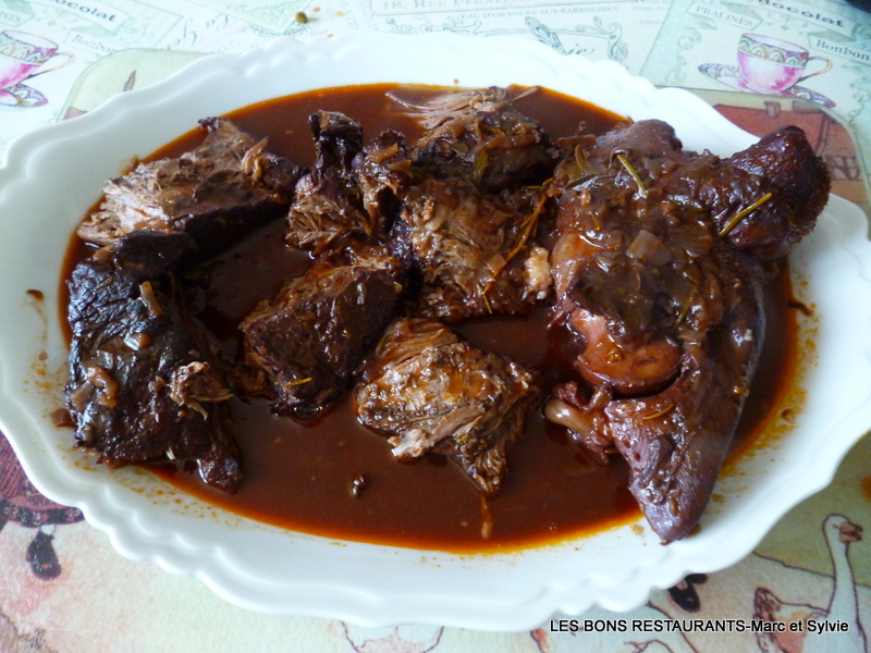 MIJOTE DE BOEUF ET PIED DE VEAU