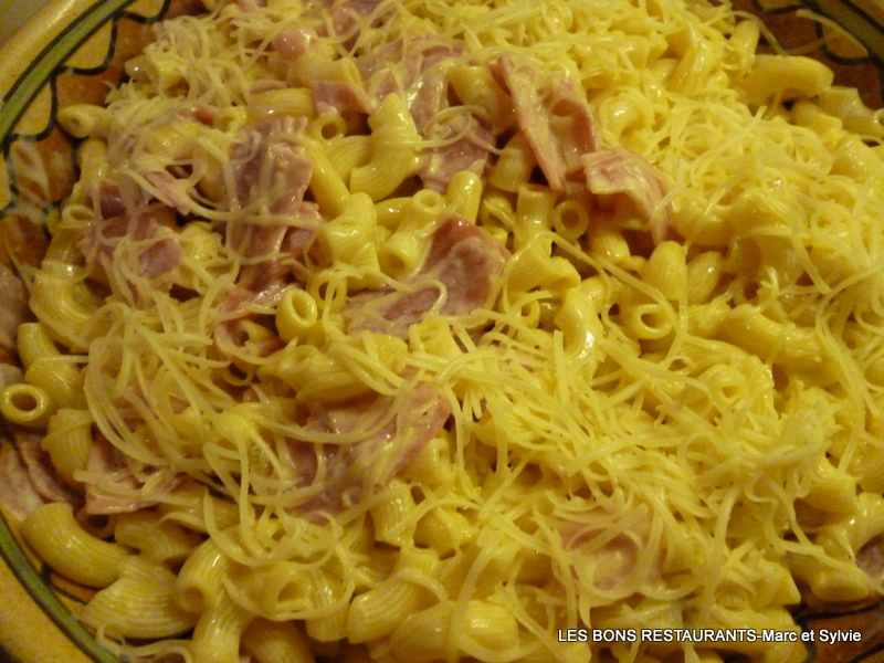 PTES AU JAMBON FAON CARBONARA