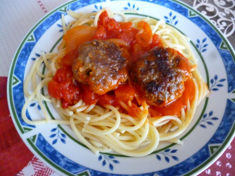 PTES SAUCE TOMATE et BOULETTES DE VIANDE