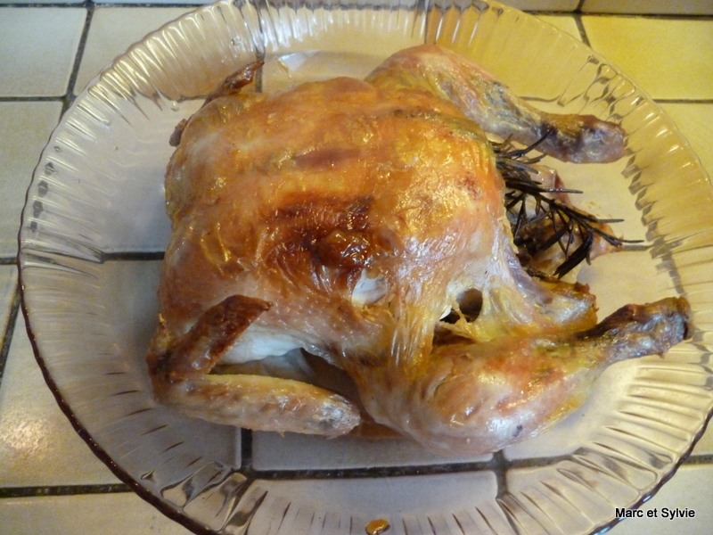 POULET FERMIER AU FOUR AIL ET BOUQUET GARNI