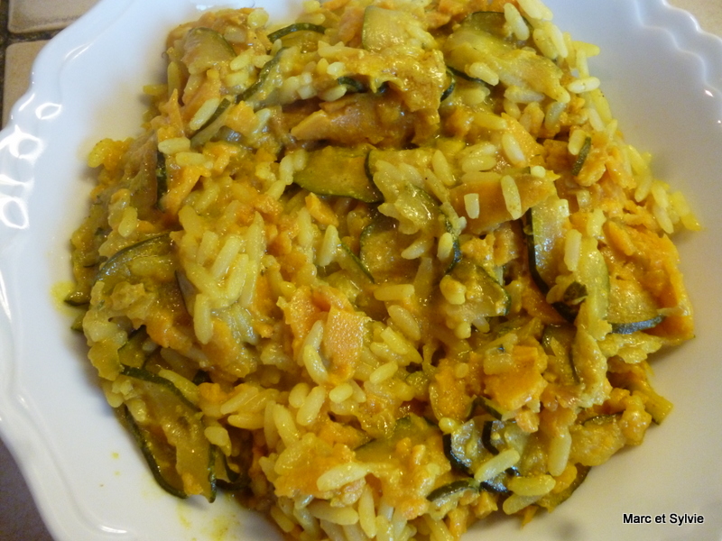 RIZ AU CURRY COURGETTES ET PATATE DOUCE