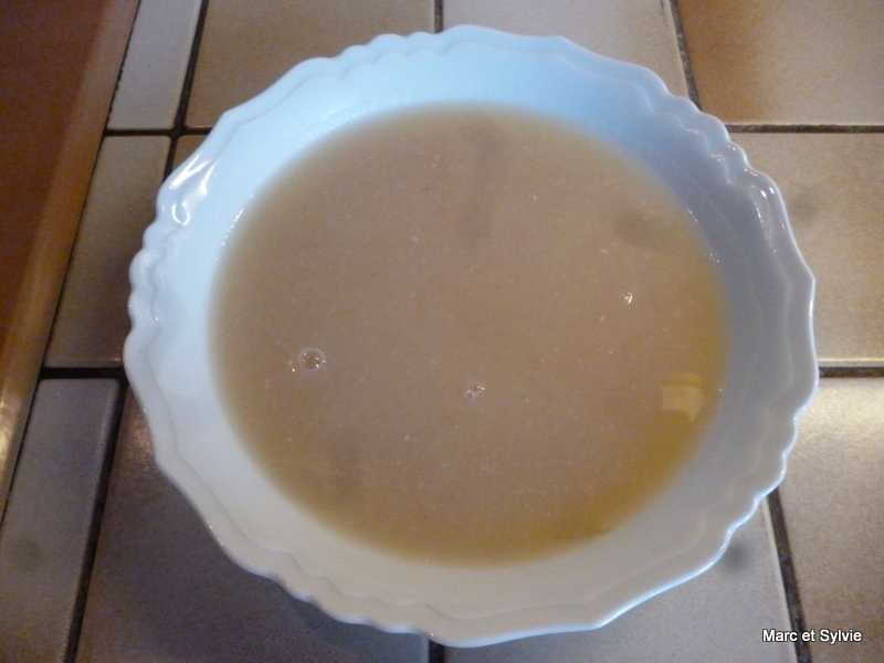 SOUPE AUX POMMES DE TERRE ET JAMBON