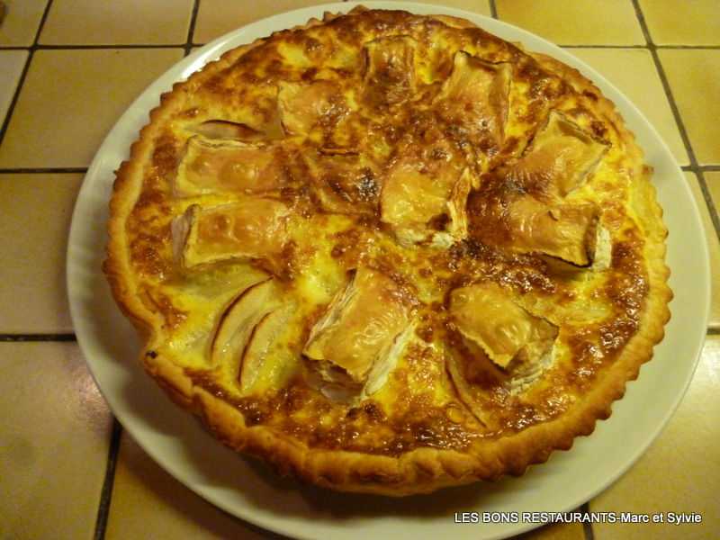 TARTE CAMEMBERT ET POMMES