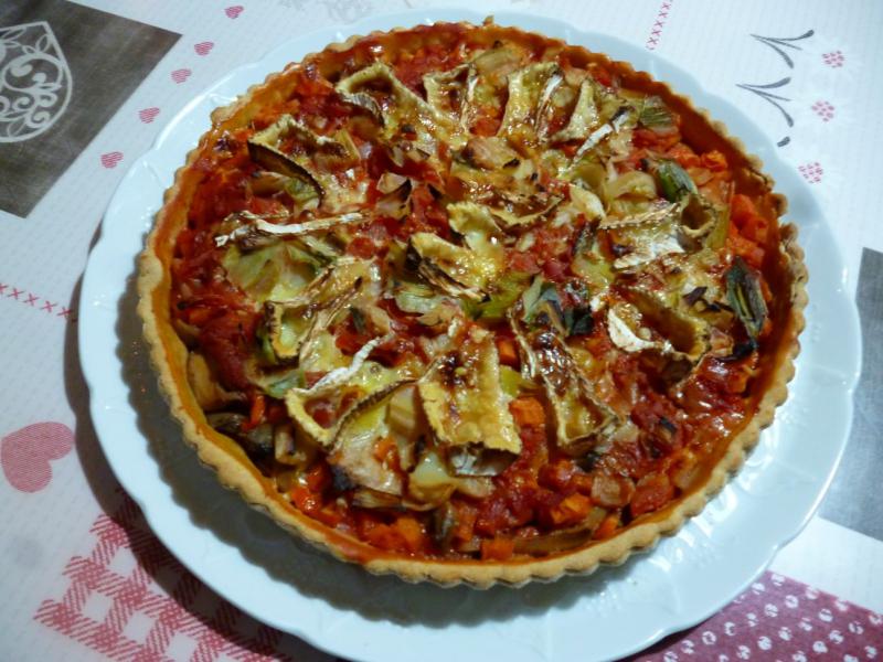 TARTE LGUMES ET CAMEMBERT