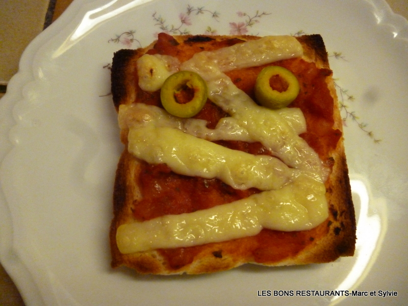 TARTINES GRILLES VERSION HALLOWEEN