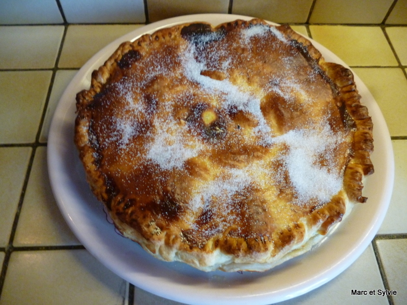 TOURTE FEUILLETE AUX POMMES ou GROS CHAUSSON AUX POMMES 