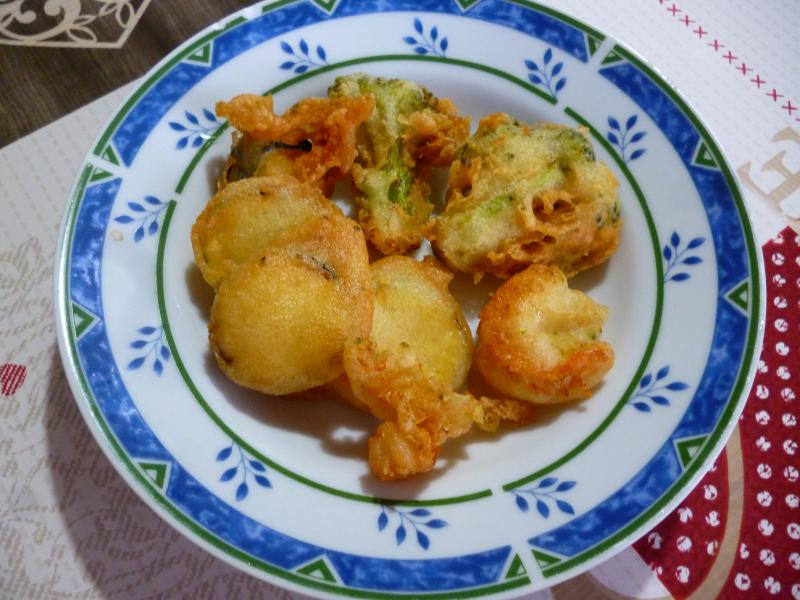 TZMPURAS ou beignets de crevettes et divers lgumes