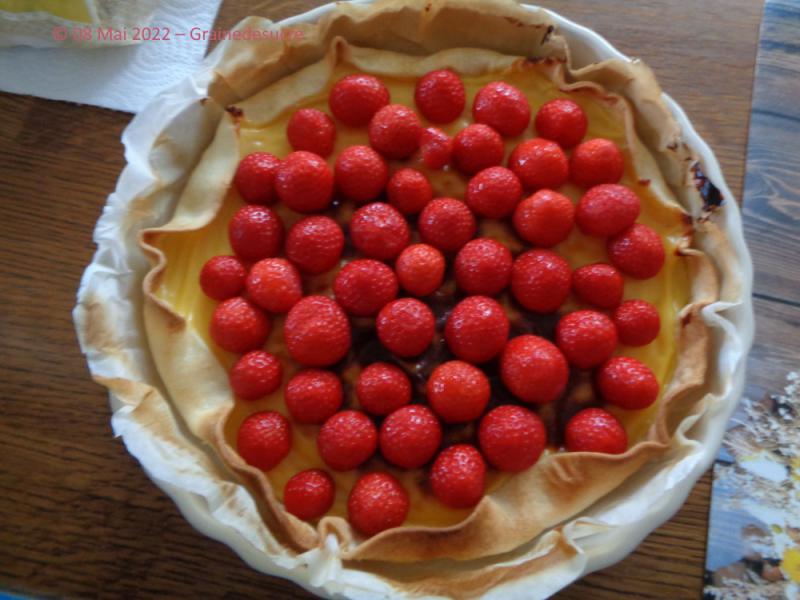 Tarte crme ptissire et fraises