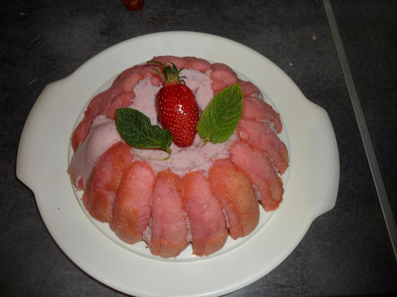 Charlotte aux fraises