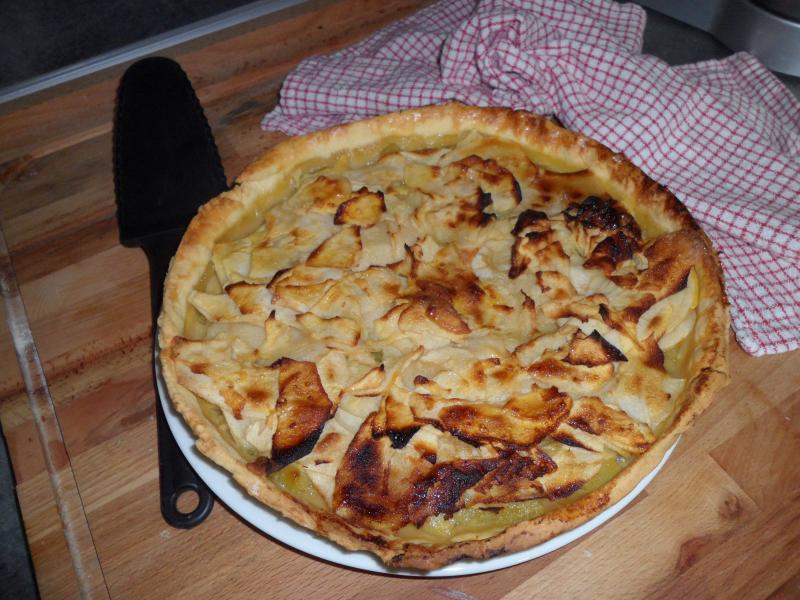 tarte  pommes rhubarbes deuxime version ( pour moi )