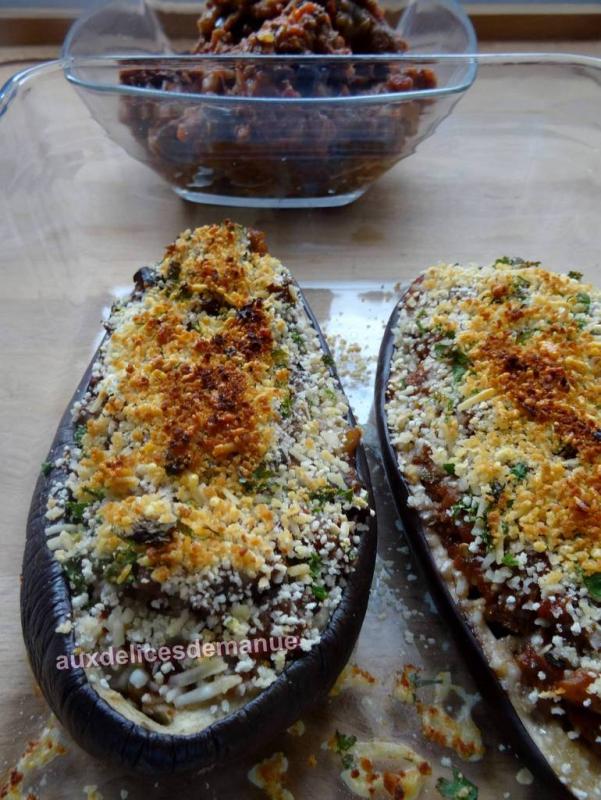 Aubergine farcie au mijot de buf  l\'aubergine