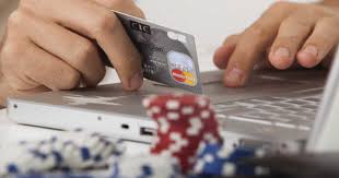 Cr�dit s�rieux- nadiakadouche@hotmail.com