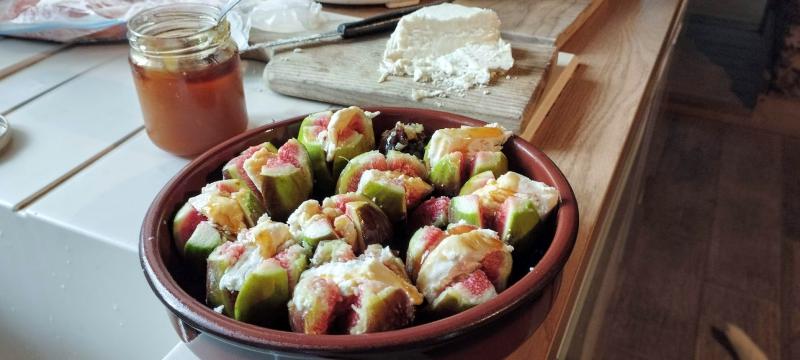 Figues, miel, chvre.