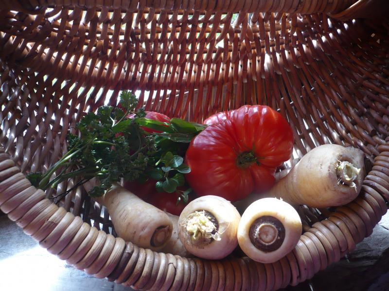 Panais et tomates farcis.