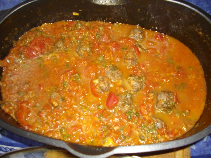 Boulettes de Boeuf  la Sauce Tomate Maison 