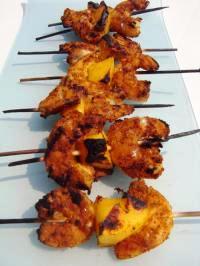 Brochettes de Crevettes au Curry et  la Mangue