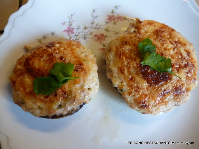 Champignons farcis sauce au jambon