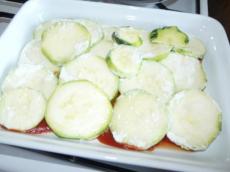 Gratin de Courgettes, Sauce Tomate