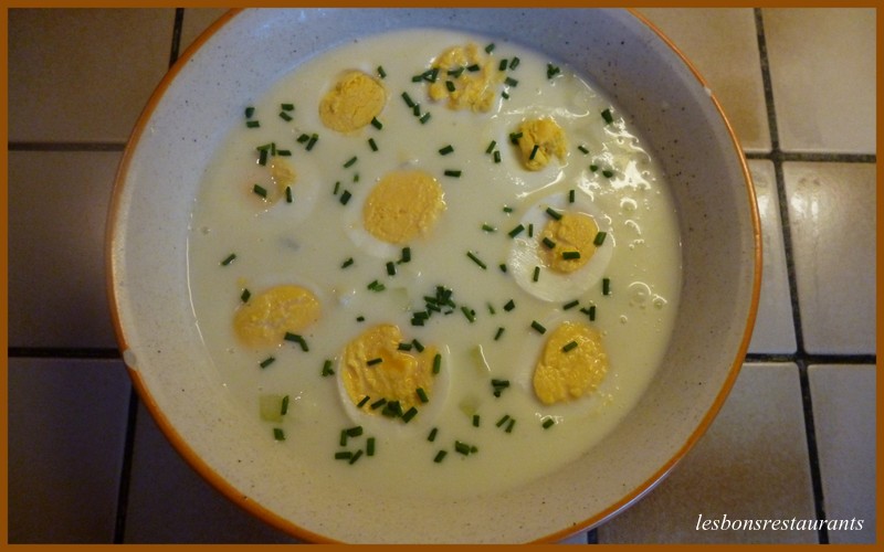 Potage Froid de Concombre aux Oeufs