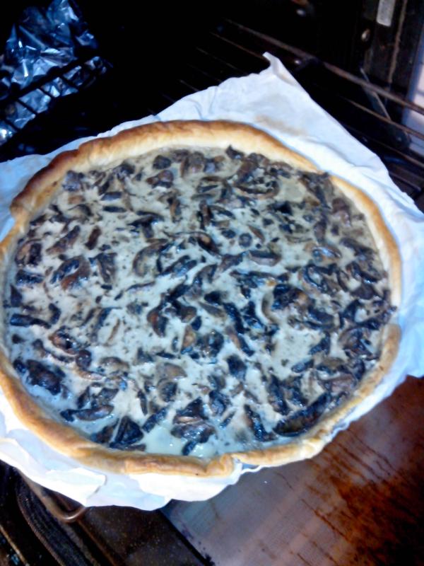 Quiche aux Herbes et aux Champignons Frais