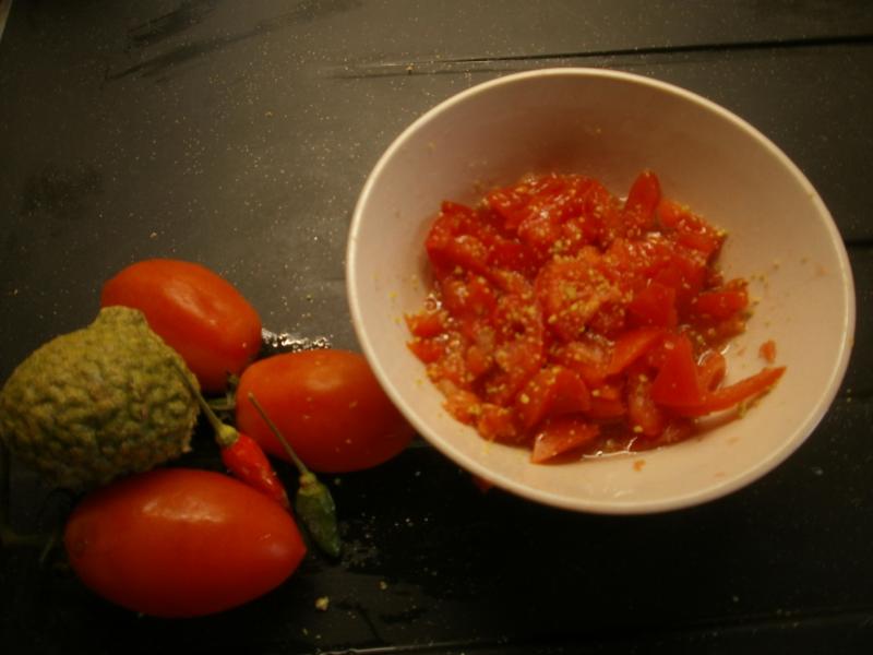 Rougail de Tomates au Combava