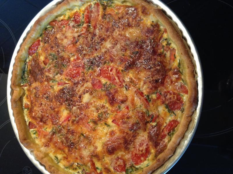 Tarte aux Tomates, Mozzarella et Lardons